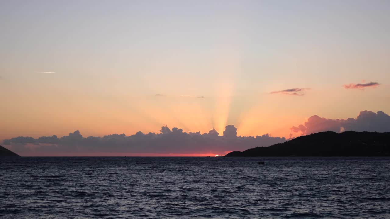 海上日落景观视频素材