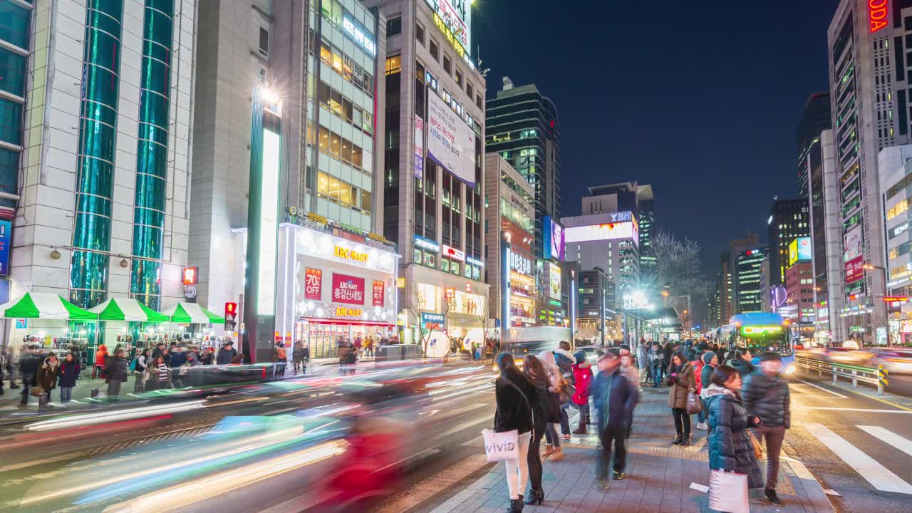 江南站和江南大路及其周边/韩国首尔江南区视频素材