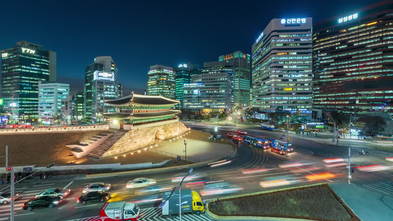 南大门(崇礼门)夜景/韩国首尔中区视频素材