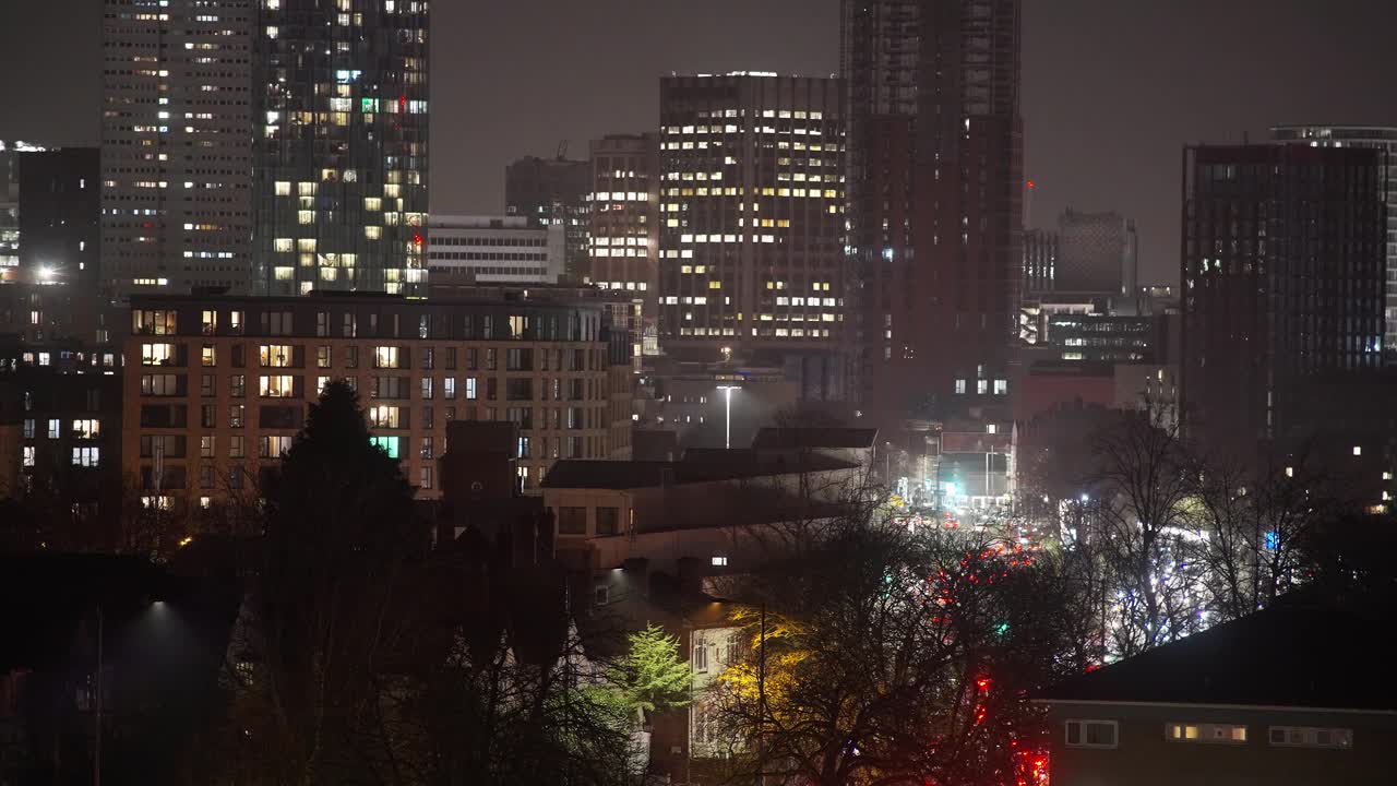 伯明翰市中心的夜晚。视频素材