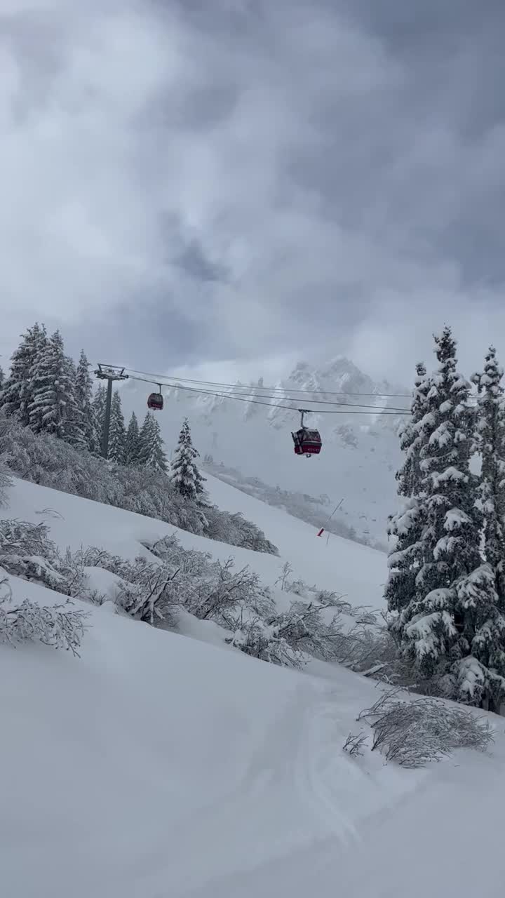 库尔雪维尔滑雪胜地的冬季景色视频素材