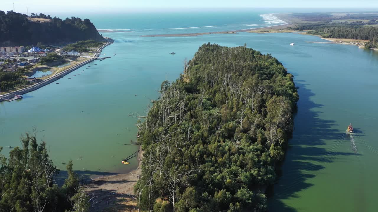 智利宪法奥雷戈岛地震海啸遇难者纪念碑视频素材