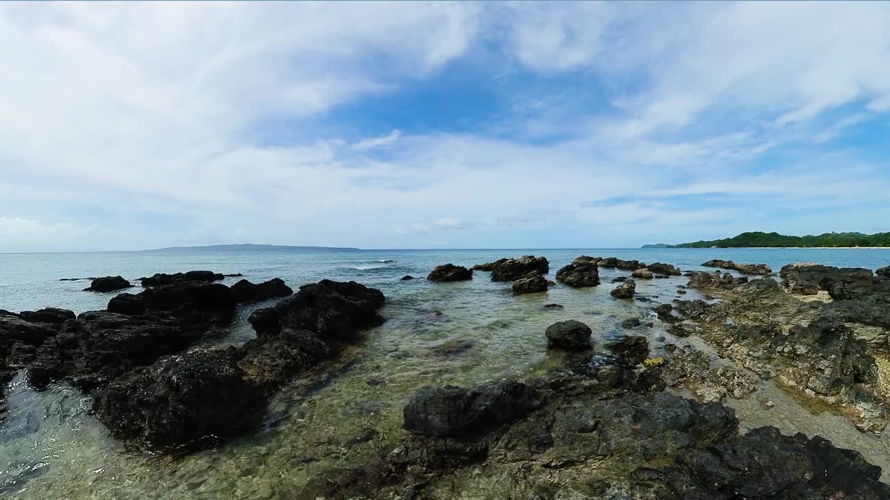 塔布拉斯岛的圣达菲海岸。Romblon、菲律宾。视频素材