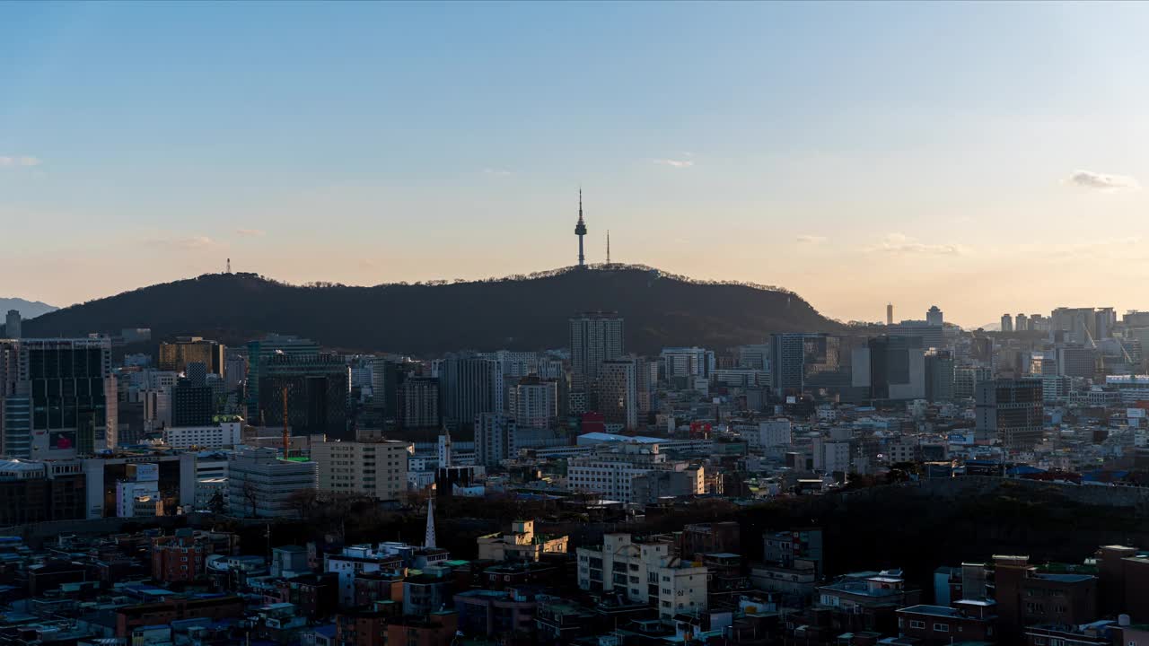 首尔市中心、洛山公园、南山、N首尔塔、市中心及周边白天和黑夜/韩国首尔视频素材