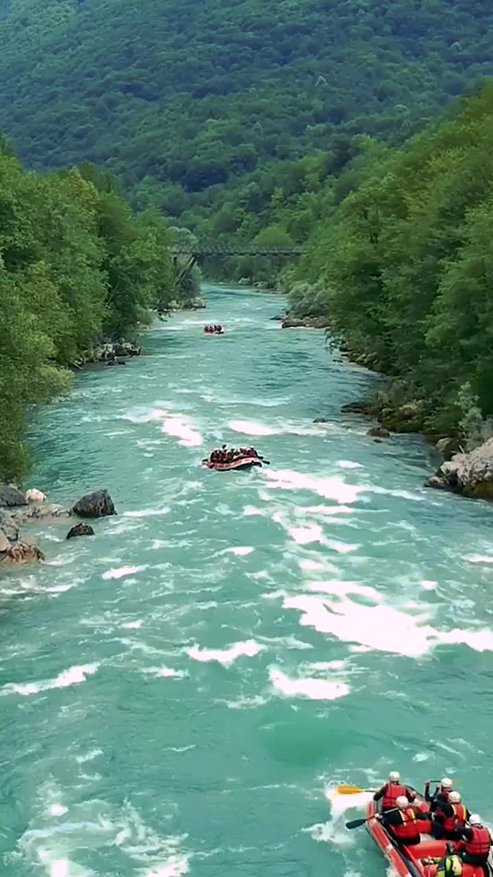 白水漂流鸟瞰图视频素材