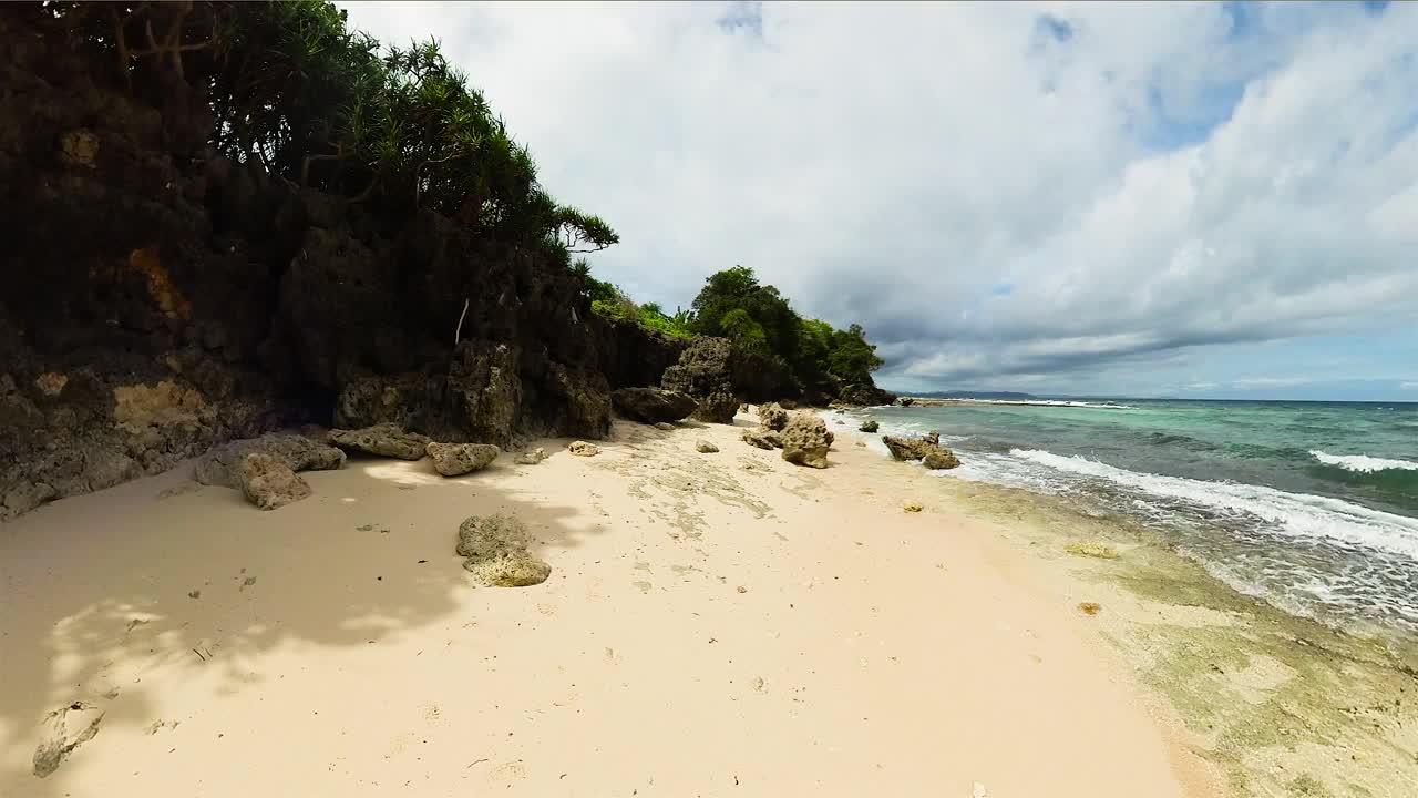 卡拉堡岛的海滩。Romblon、菲律宾。视频素材