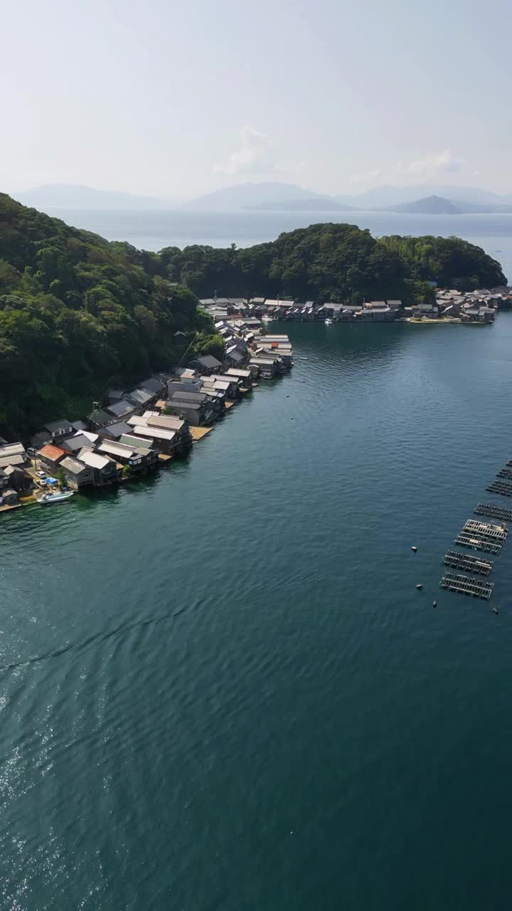 鸟瞰伊因湾，渔村，约沙区，日本。视频素材