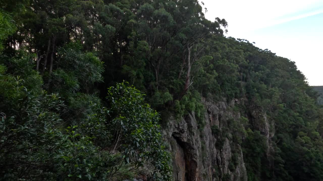 风景秀丽的山谷延时摄影视频素材