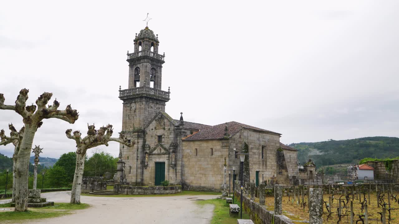 圣诞老人教堂María de Beade，欧伦斯，西班牙加利西亚视频素材