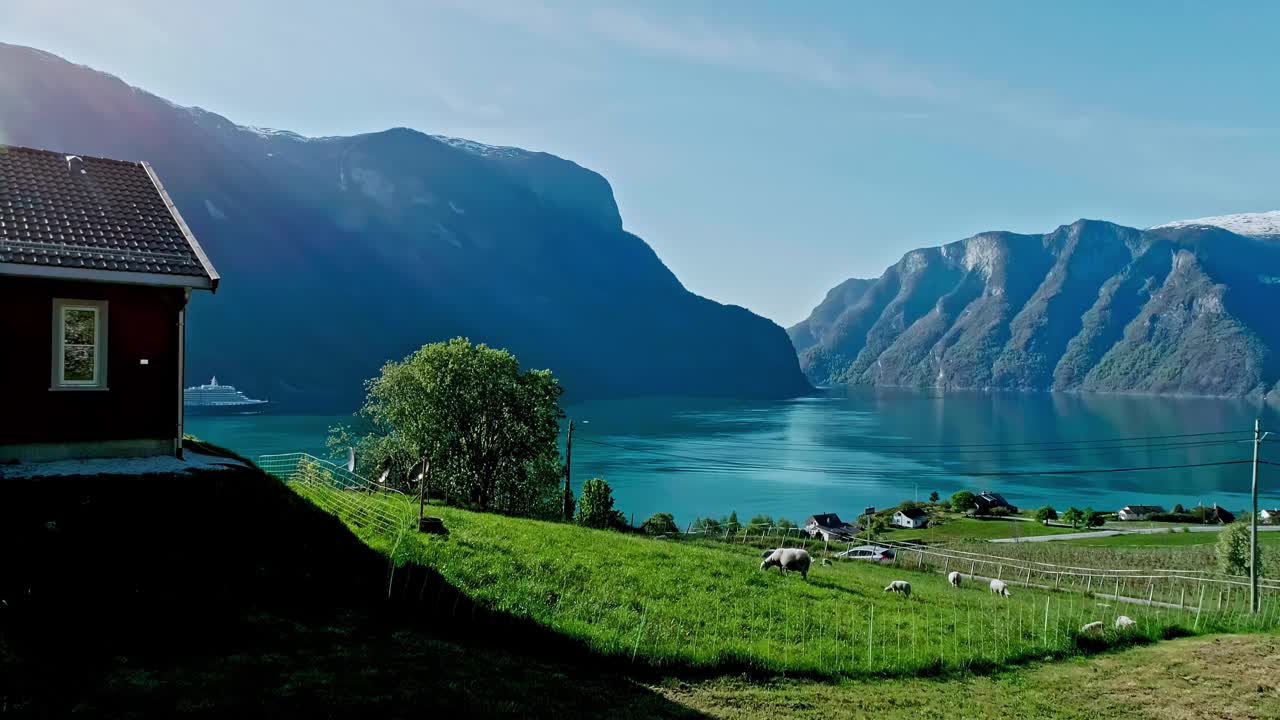 美丽的Sognefjord Sognefjorden自然挪威峡湾弗洛姆自然景观视频素材