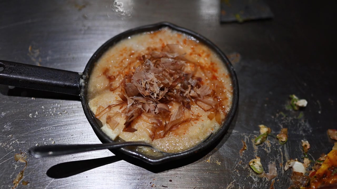 日式滋滋豆腐视频素材画面3