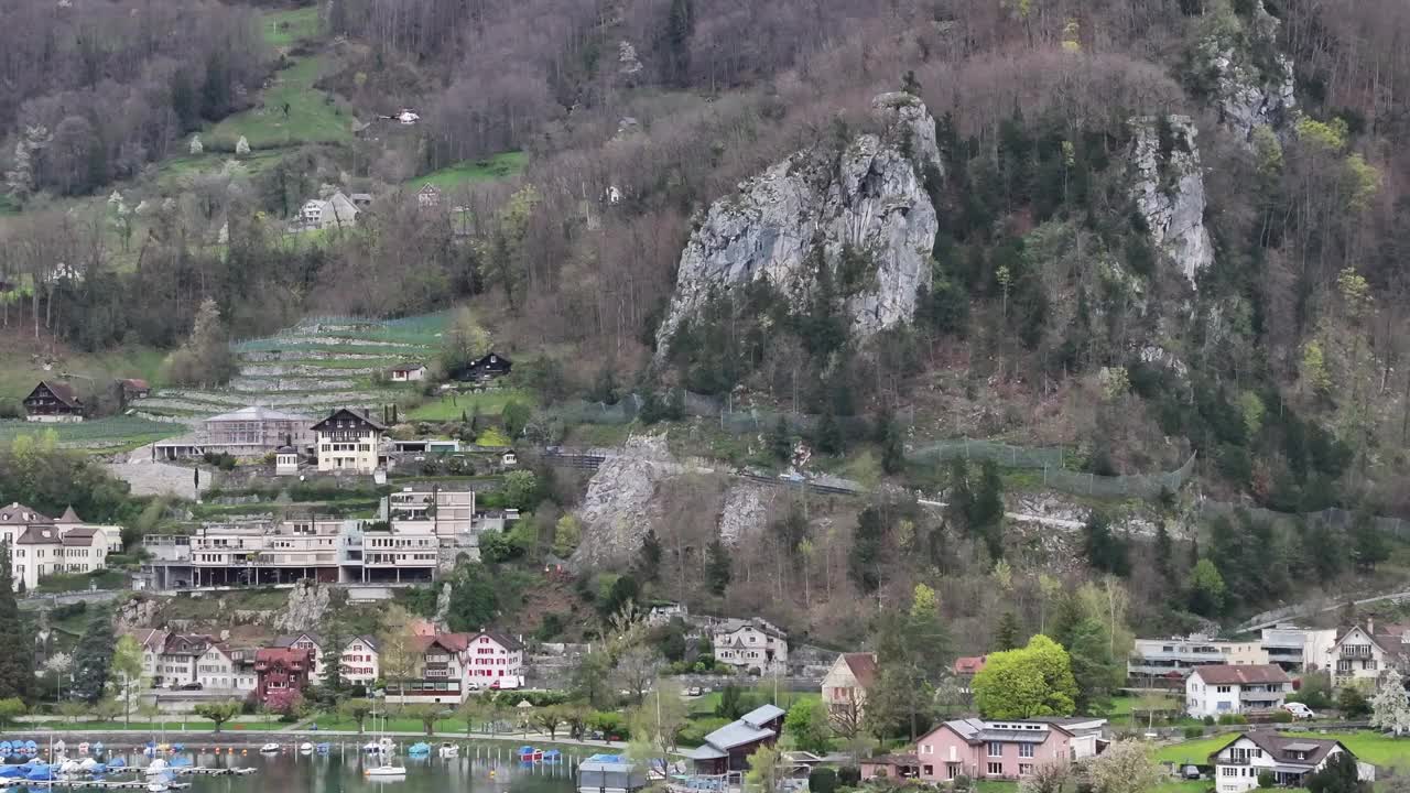 田园诗般的威森，圣加仑，在瑞士宁静的瓦伦湖，一个宁静的高山湖畔村庄视频素材