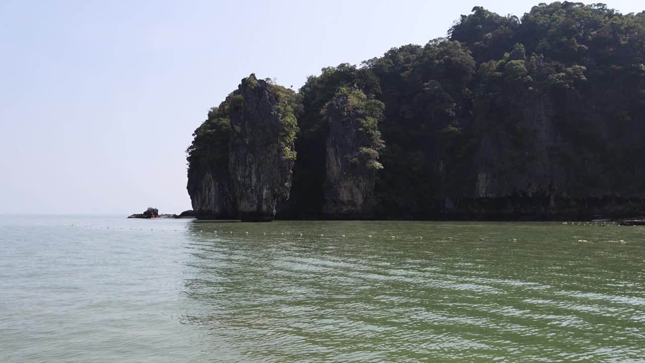 普吉岛水域的风景岛视频素材