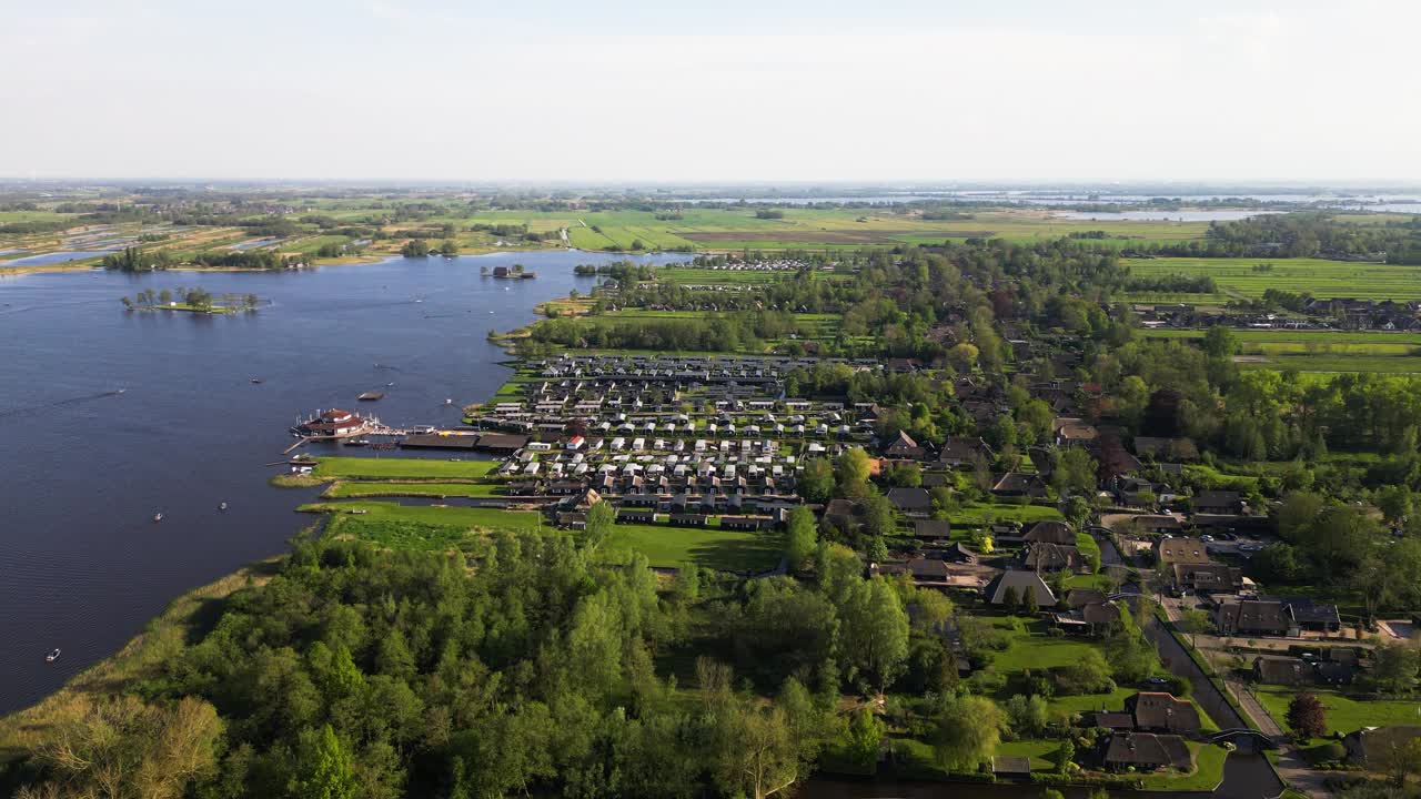 荷兰标志性的Giethoorn村，无人机航拍视频素材