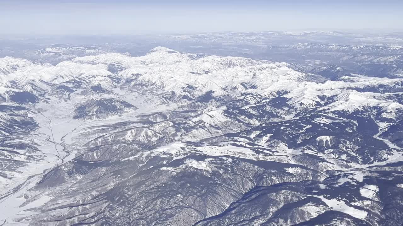 飞越落基山脉视频下载