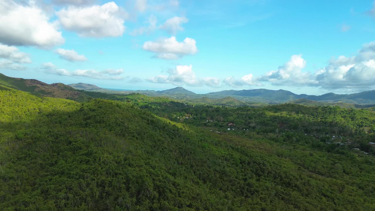 巴枯干的景观和山脉360°全景视频下载