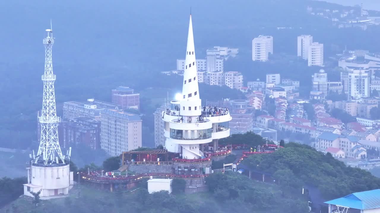 莲花山瞭望塔，大连，中国视频素材