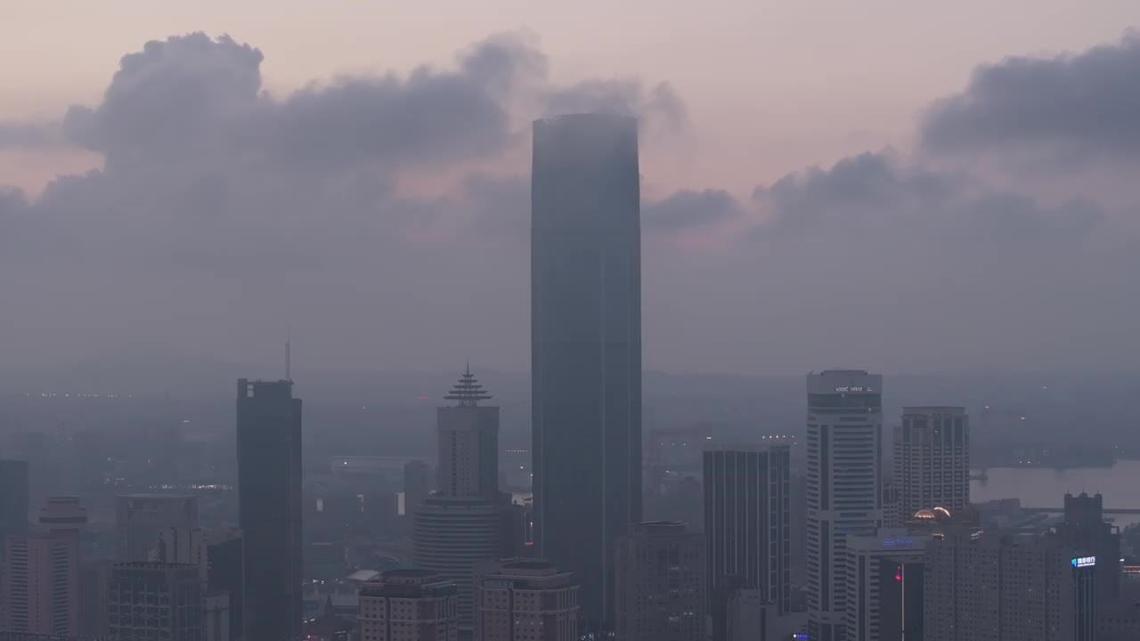 大连市中心摩天大楼的天际线景观视频下载