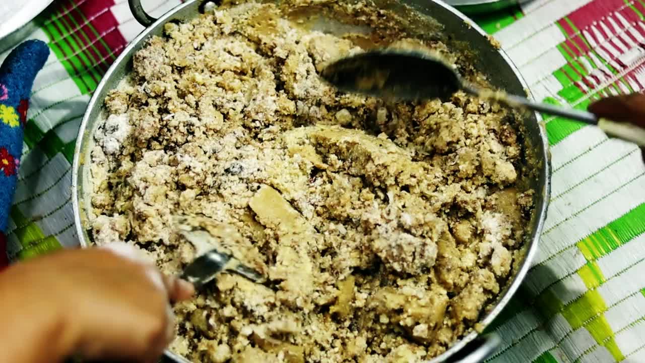 在家用手搅拌食品糊视频下载