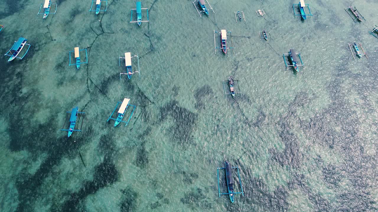 鸟瞰印尼巴厘岛默塔萨里海滩视频素材