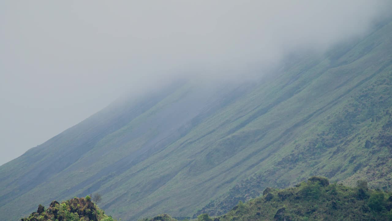 哥斯达黎加埃尔阿雷纳尔火山视频素材