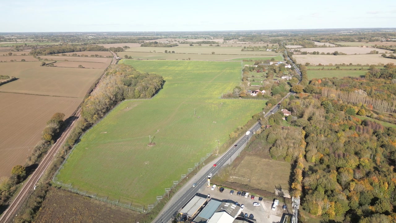 Sizewell C - 停车场提案地点 - Darsham - 萨福克 - 英国（镜头向左移动）视频素材画面4