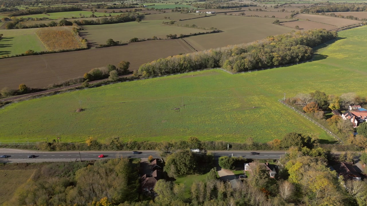 Sizewell C - 停车场提案地点 - Darsham - 萨福克 - 英国（镜头向左移动）视频素材画面3