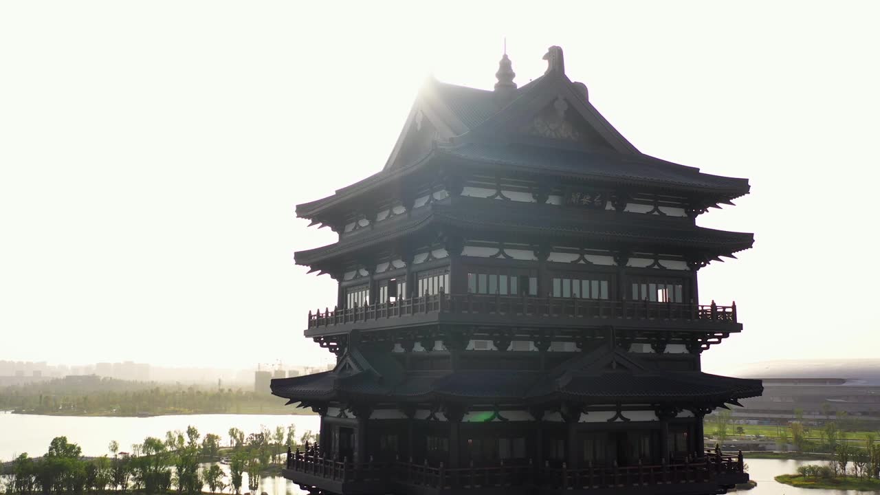 东安湖体育公园东安阁标志性景观视频素材画面1