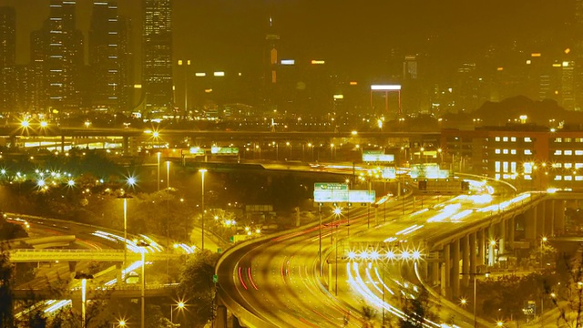 香港城市天际线夜间交通视频素材