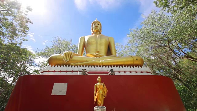 泰国公共寺庙里的佛像，时光流逝视频素材