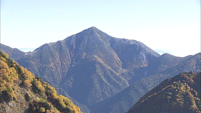 这是阿麻山的极长镜头视频素材画面1