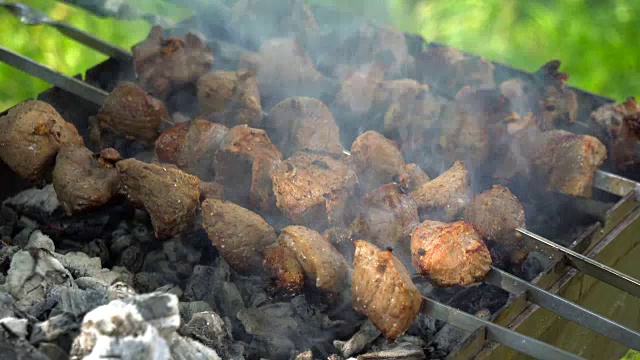 烤牛肉串视频素材