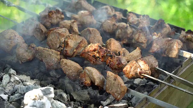 烤牛肉串视频素材