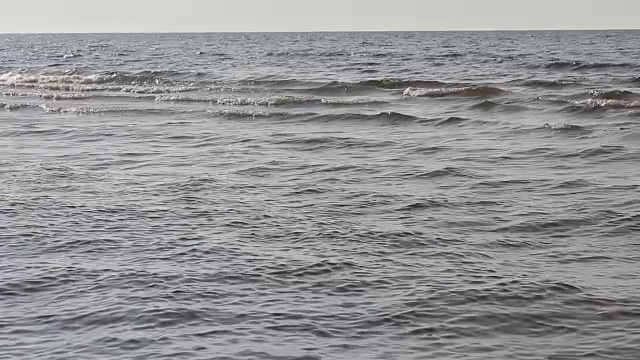 海上的波浪视频素材画面4