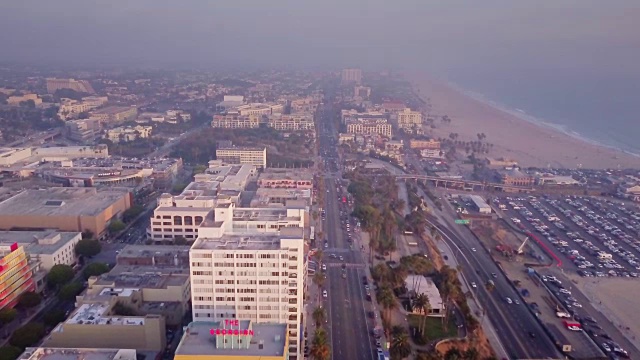 鸟瞰图圣塔莫尼卡，加利福尼亚视频素材