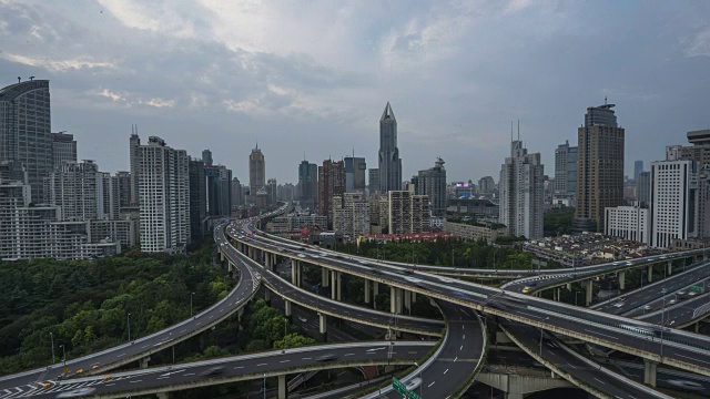 4k-Time lapon——上海夜间城市公路交通视频素材