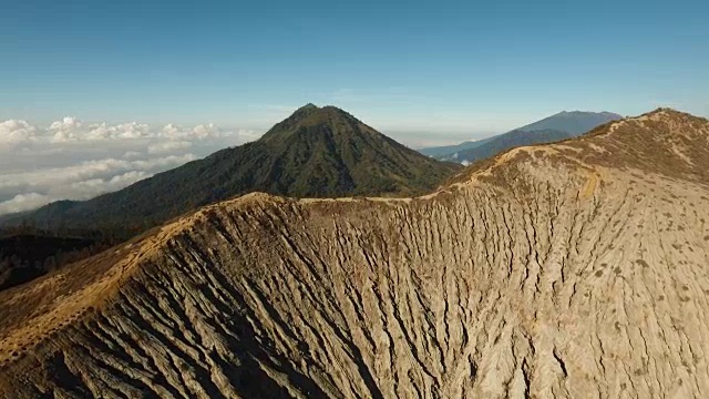 山地景观贾瓦岛，印度尼西亚视频素材