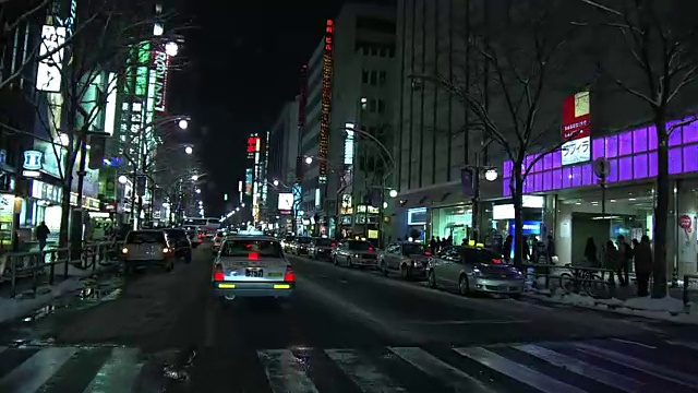 日本札幌须木野十字路口夜景视频素材