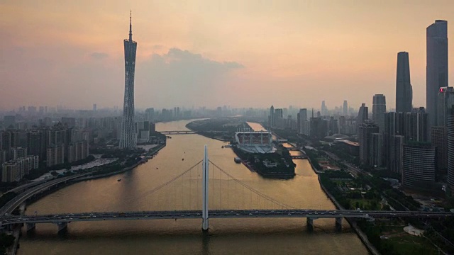 中国日落时间天空广州市中心城市景观珠江猎得桥航拍全景4k时间视频素材