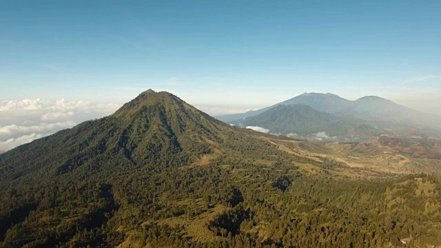 山地景观贾瓦岛，印度尼西亚视频素材