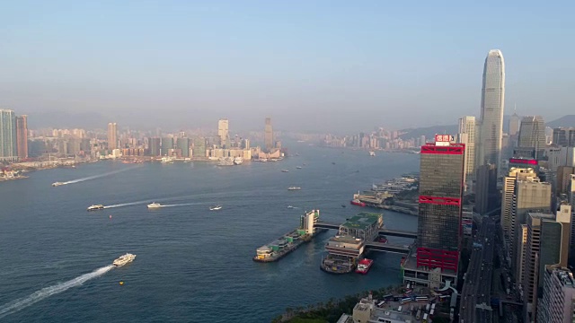 日落光香港城市维多利亚港交通空中全景4k中国视频素材