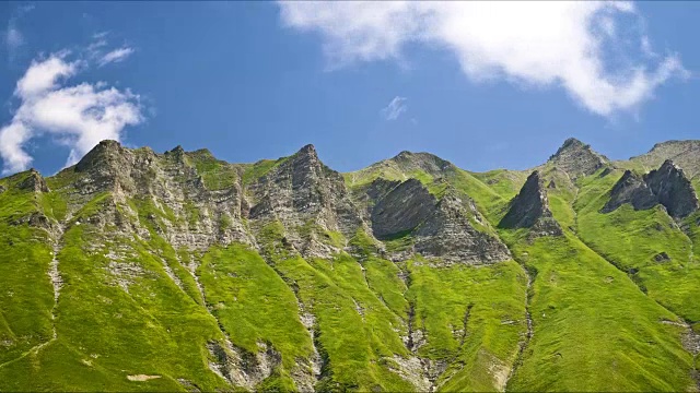 风景如画的山脉视频素材画面1