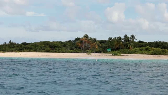 加勒比海的一个荒岛视频素材