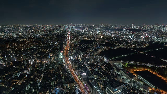 东京，日本，时间推移-涉谷夜从森博物馆广角视频素材画面3