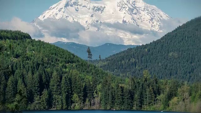 雷尼尔山矿物湖时间推移盘上升视频素材