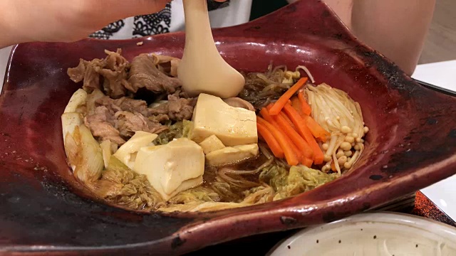 韩国菜，面条套餐视频素材画面4