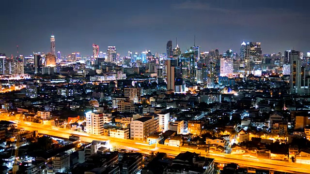 曼谷城市上空的夜空延时视频素材